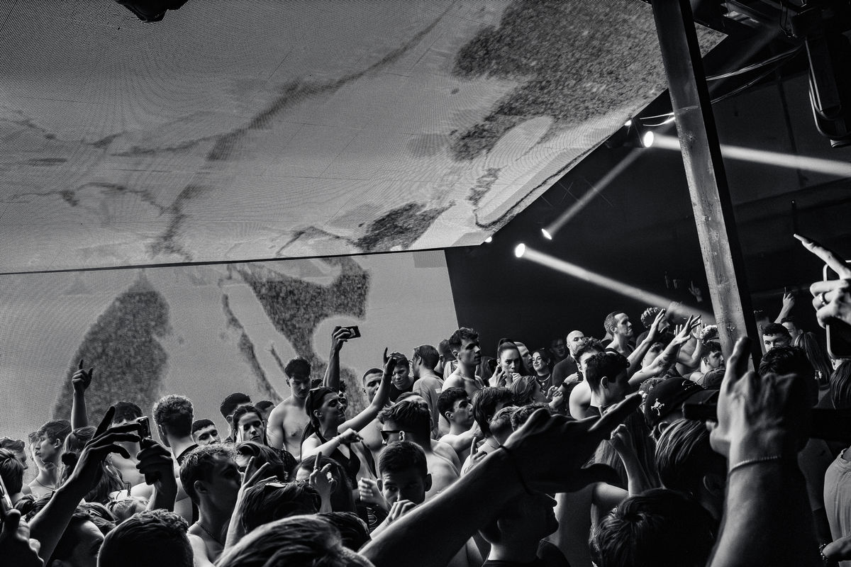 Loading... just a sec